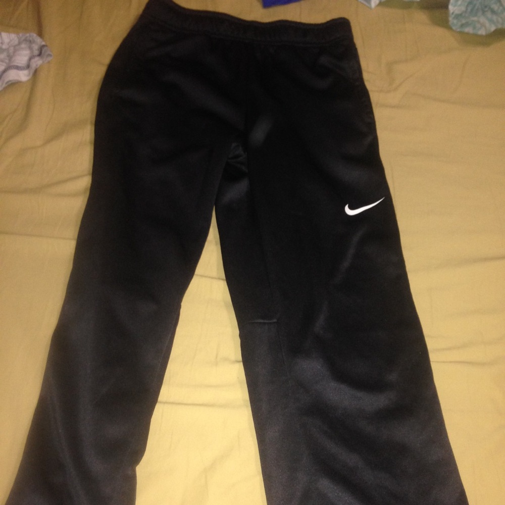 Nike thermal pants
